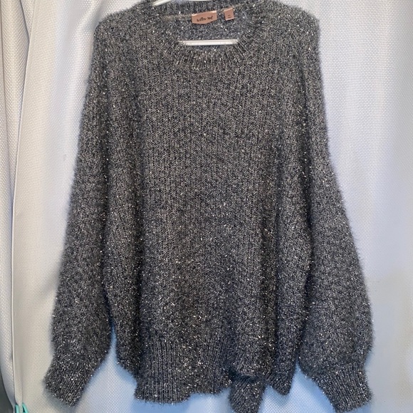 Will and Root tinsel gray sparkly sweater - Picture 4 of 5